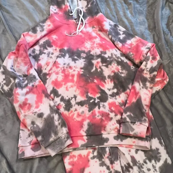 Tie-Dye Pajama Set - Pink and Gray - Image 4