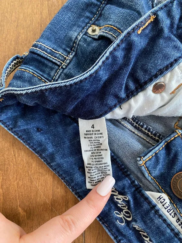 American Eagle Outfitters Shorts - Image 3
