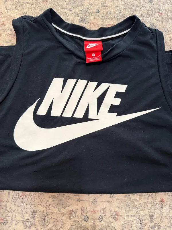 Nike Tank  - Image 5