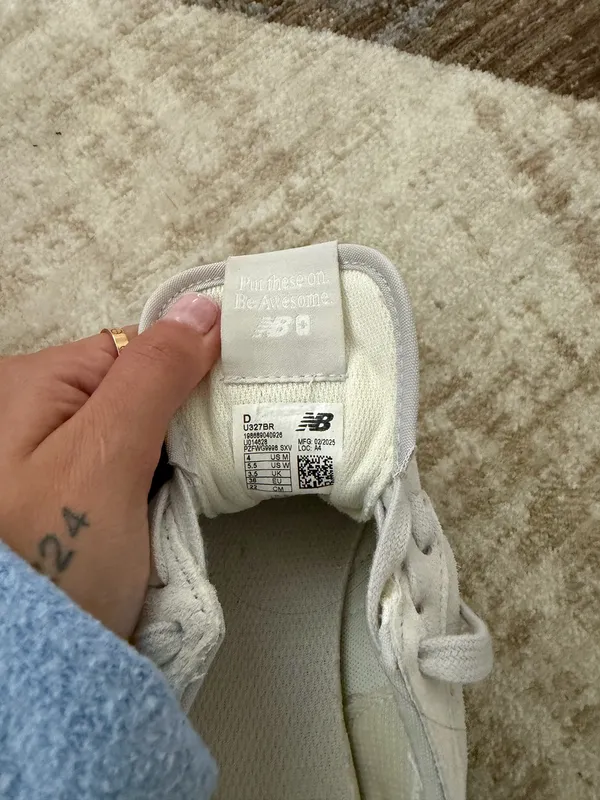 New Balance Sneakers - Image 9