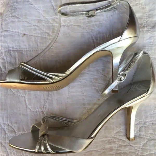 Enzo Anglionini‎ Heels - Image 3
