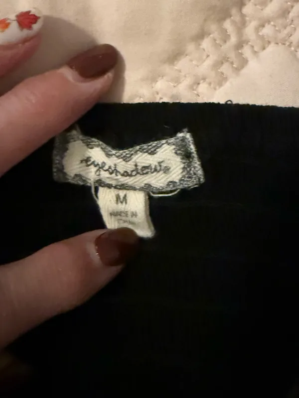 Eyeshadow Tank black with flowers  - Image 3