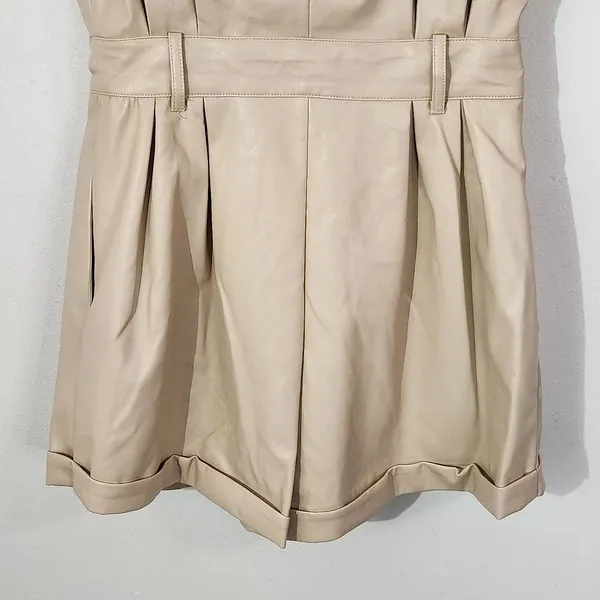 Grey Lab Cream Leather Romper NWT Size Small Cream Faux Leather Short Romper - Image 6