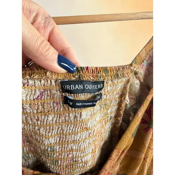 Urban Outfitters Mustard Floral Ruched‎ Keyhole Long Sleeve Crop Top Medium - Image 3