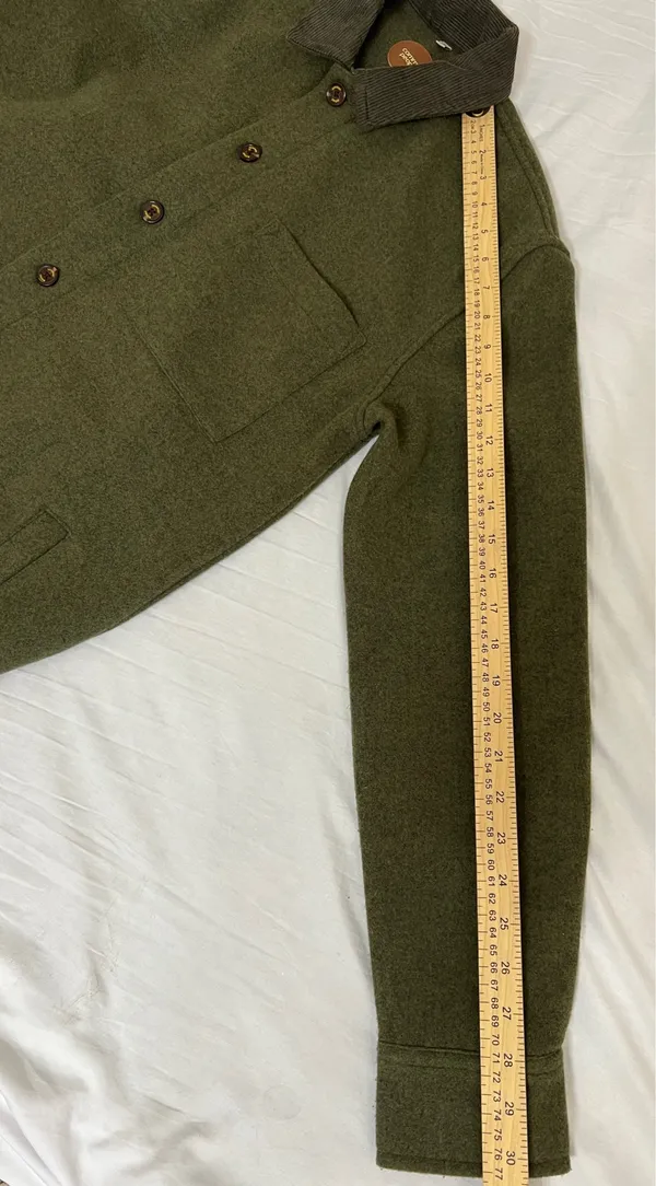Common People olive green button - Image 11