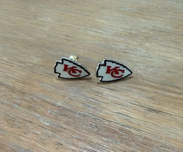 Kansas City Chiefs Arrowhead Logo Earrings - Image 2