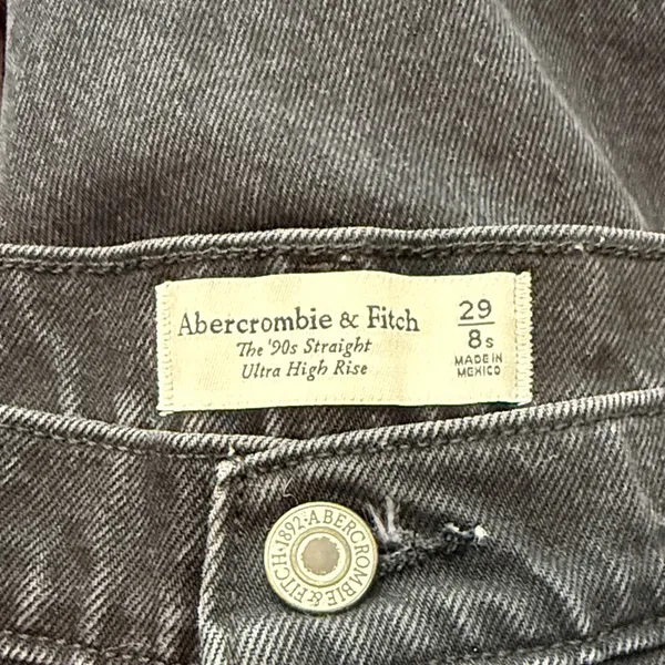 Abercrombie & Fitch The 90’s Straight Ultra High arise Jeans in‎ Black Size 29 - Image 3