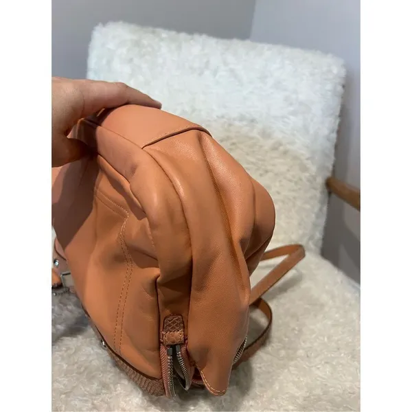 Coach leather purse bag pinkish/orange salmon color - Image 10