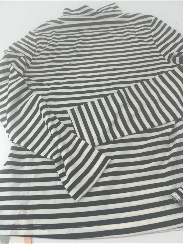Women’s Striped Long-Sleeve Tee - Black & White - Image 10