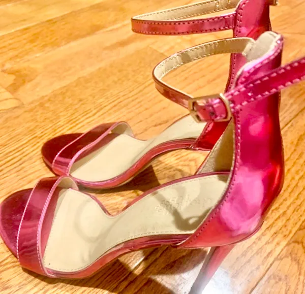 Charlotte Russe Metallic Fuchsia ankle strap Barbiecore Stilettos size 7 - Image 5