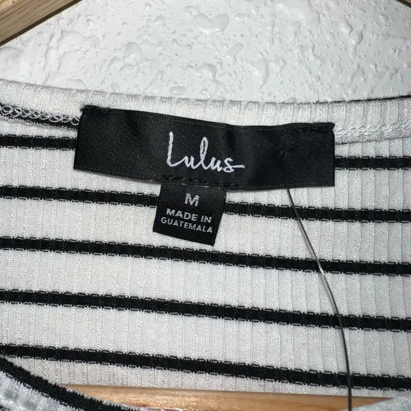 New Lulus White and‎ Black Striped Short Sleeve Bodysuit Women’s Size Medium - Image 3