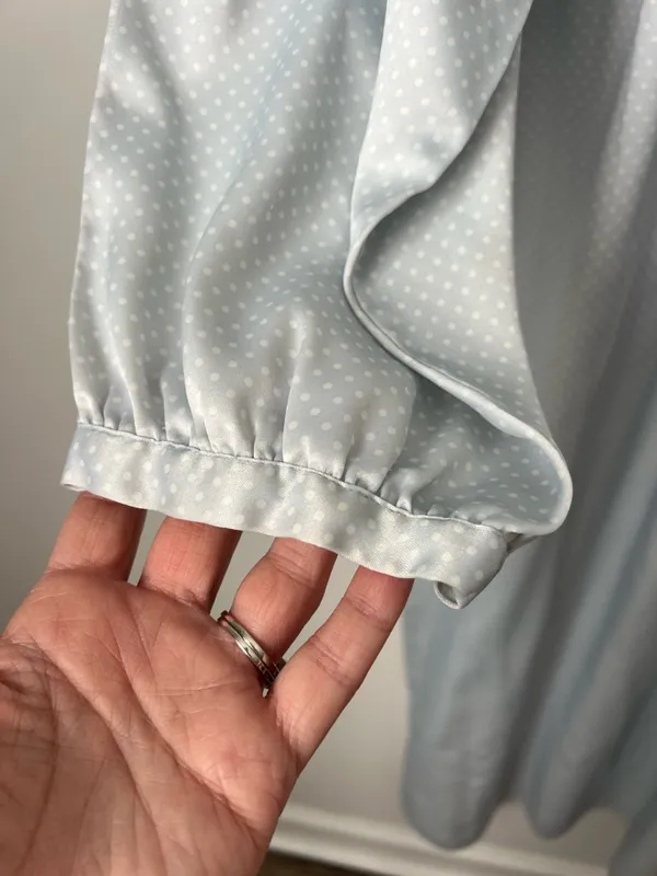 Vtg Aria nightgown light blue with delicate embroidered classic feminine 💙 - Image 6