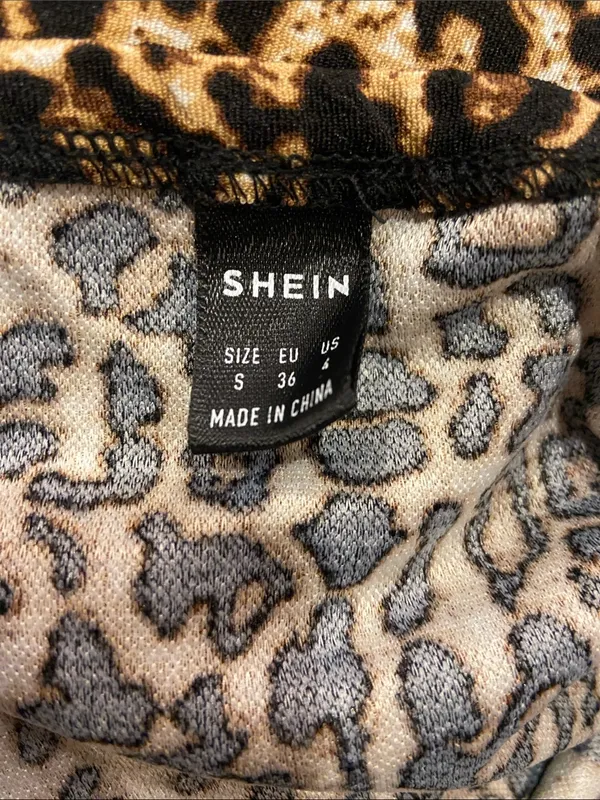 SheIn Animal Print sleeveless dress size small - Image 4
