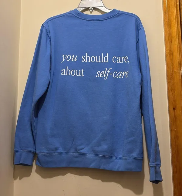 Summer Fridays Blue Pullover Size Medium Sweatshirt - Image 5