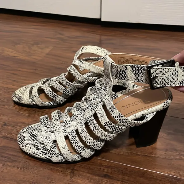 Vionic Sami Snakeskin‎ Print Heels - Image 3