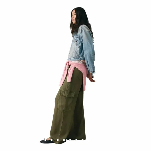 Levi’s Baggy Dad Cargo Tencel Pants Green - Image 10