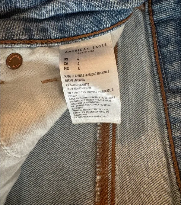 American Eagle Mom Shorts - Image 3