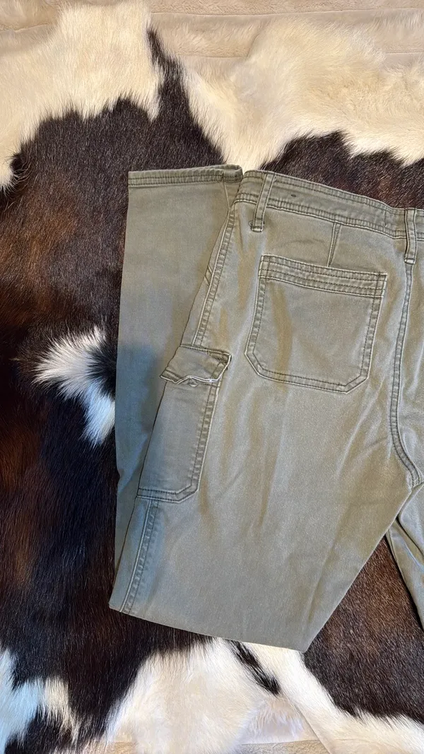 Abercrombie Cargo Pants - Image 3
