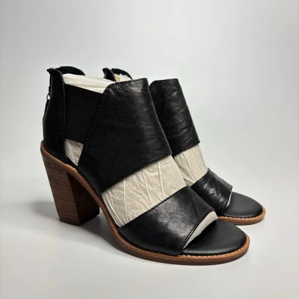 Söfft Pemota Leather Block Heel Sandals in Black - Image 6