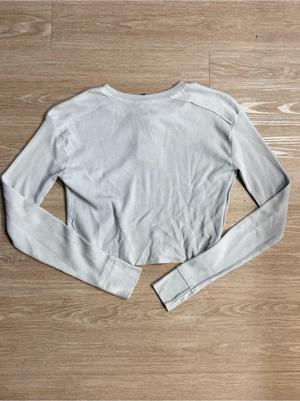Wild Fable Cropped Long-Sleeve Henley Top - Image 3