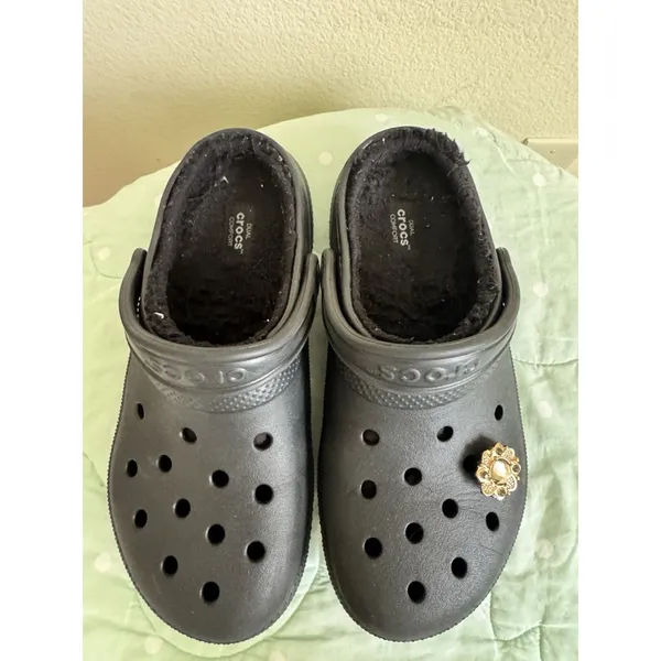Crocs Black Faux Fur Fuzz-Lined Slip On Clog Round Toe Womens size 8 - Image 5