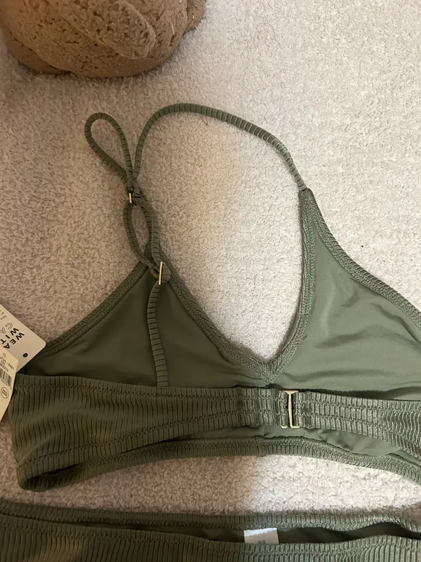 Bikini - Image 4