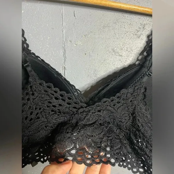 Aerie Black Eyelet Lace Bralette Size Small - Image 3