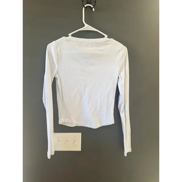 No Boundaries Womens White Long Sleeve Henley V-Neck Button Top‎ Size S 4-6 - Image 4