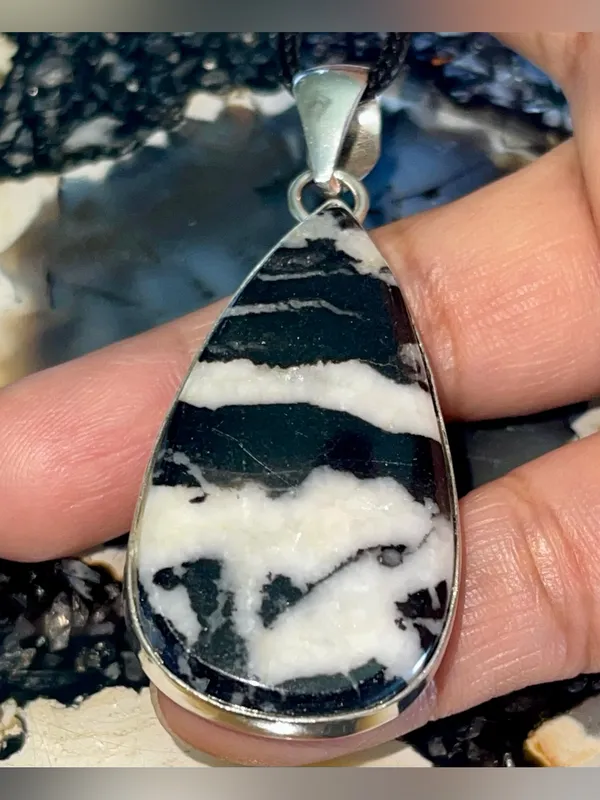 White Buffalo Turquoise Crystal Pendant 2 1/2” - Image 4
