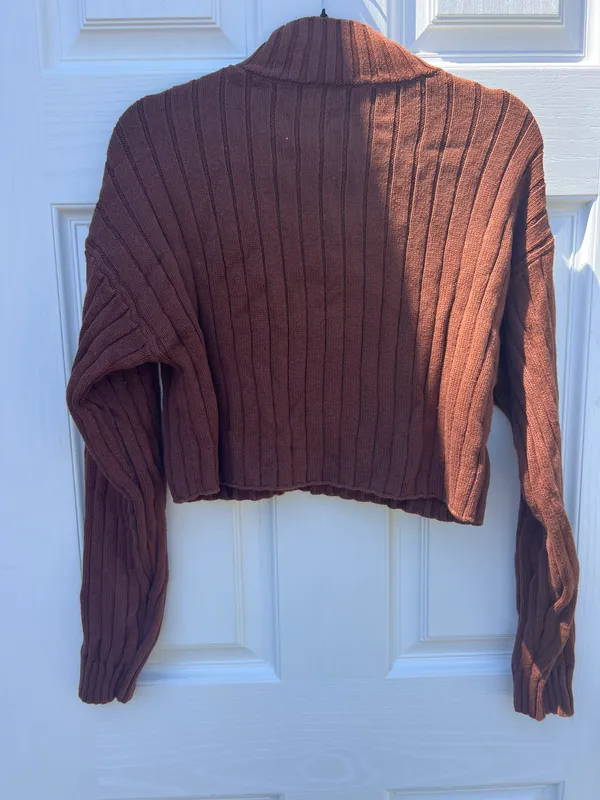 Sweater - Image 3