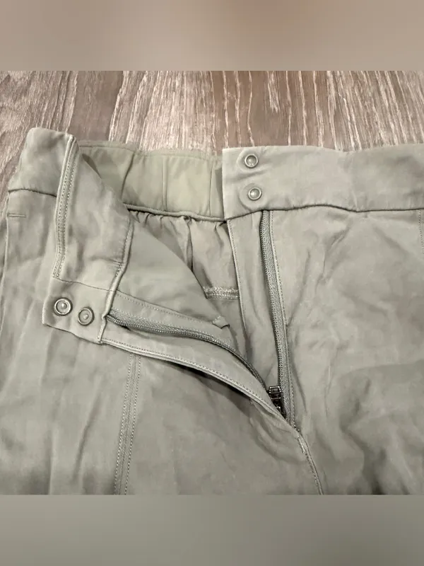 Lululemon Grey Sage Dynamic Days Pant - Image 9