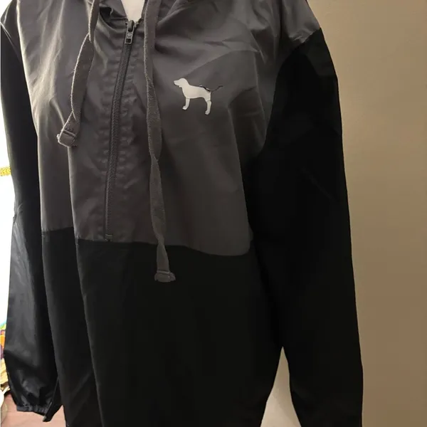 Victoria’s Secret Pink Gray and Black Hooded Windbreaker Size M/L - Image 5