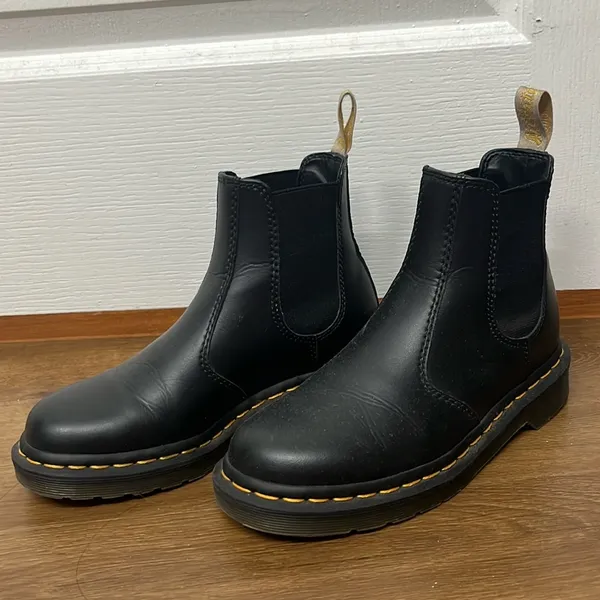 Dr Martens Vegan Felix Chelsea Doc Martens | Gently worn - Image 2