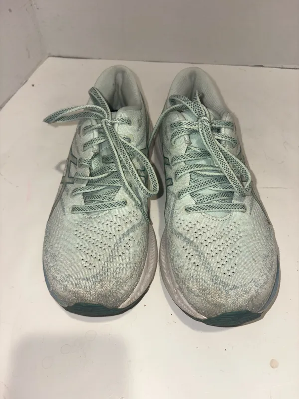 ASICS Women's GEL-KAYANO 29 in the "Soothing Sea / Misty Pine" colorway - Image 3