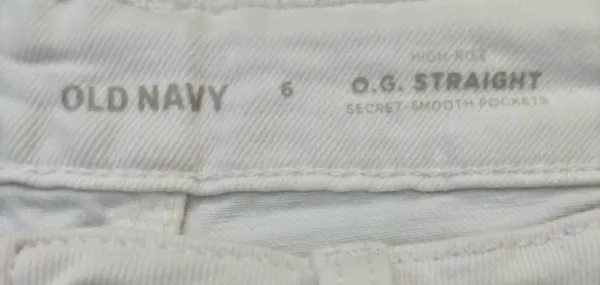Old Navy Jean Shorts - Image 4