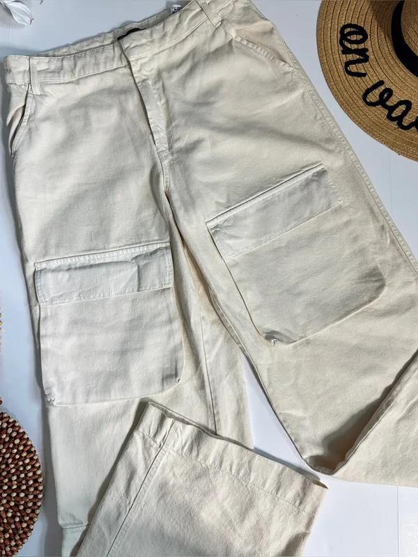 Zara Blogger Favorite Ecru Wide Leg Cargo Jeans Pants Size M - Image 12