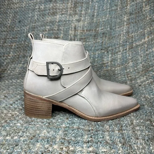 Free People Women's Back Loop Ankle Buckle Pointed Toe Booties in Bone - Image 5