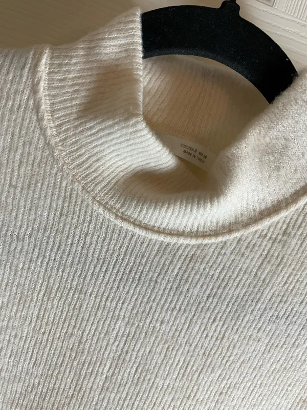 Zara Cream Ribbed Knit High Neck Sleeveless Midi Dress - Size Small - Image 4