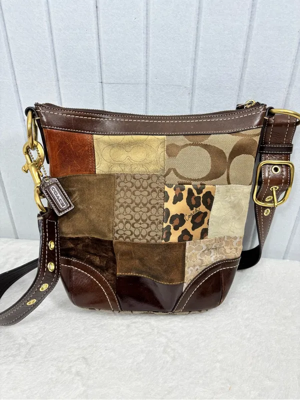Vintage Coach Y2K Patchwork Signature Leather Suede Crossbody Bag - Image 3