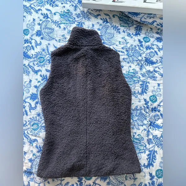 Patagonia fleece vest - Image 3