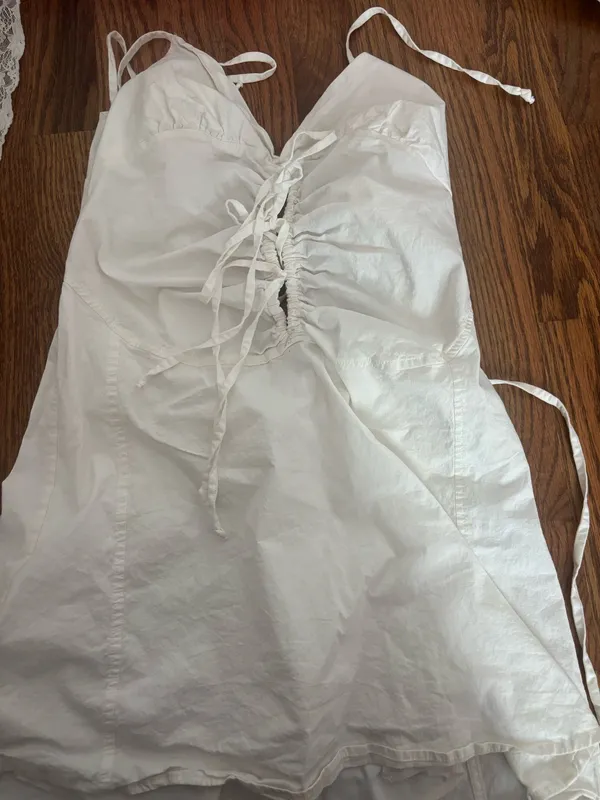 white dress - Image 2
