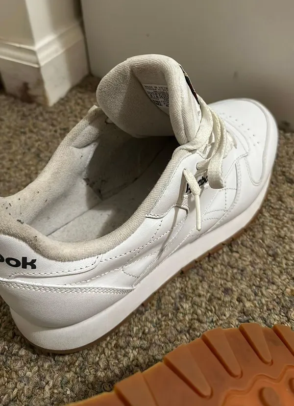 Reebok White Classic Leather Shoe - Image 3