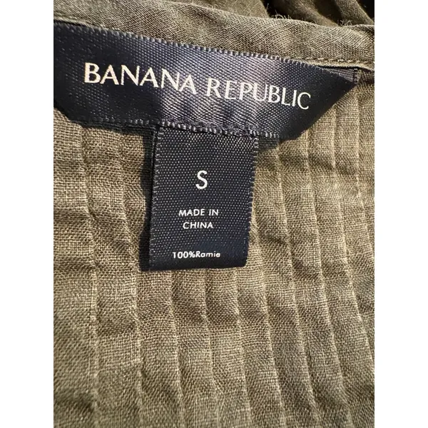 Banana Republic Top Olive Green Ramie Pintuck Pleated Button Down Earthy Small - Image 6