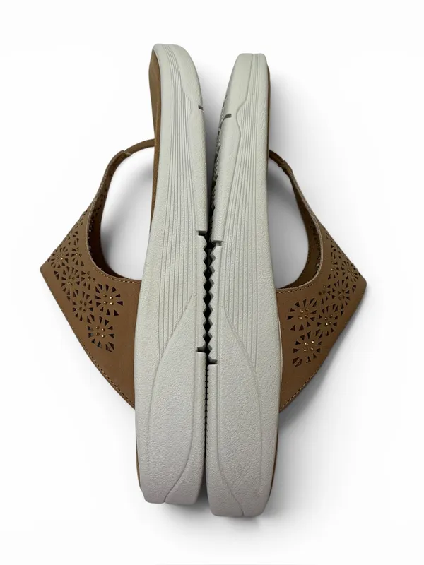 NWOT‎ EASY SPIRIT Rhee Tan Laser Cut Thong Platform Sandals Boho Festival, 9.5 - Image 7