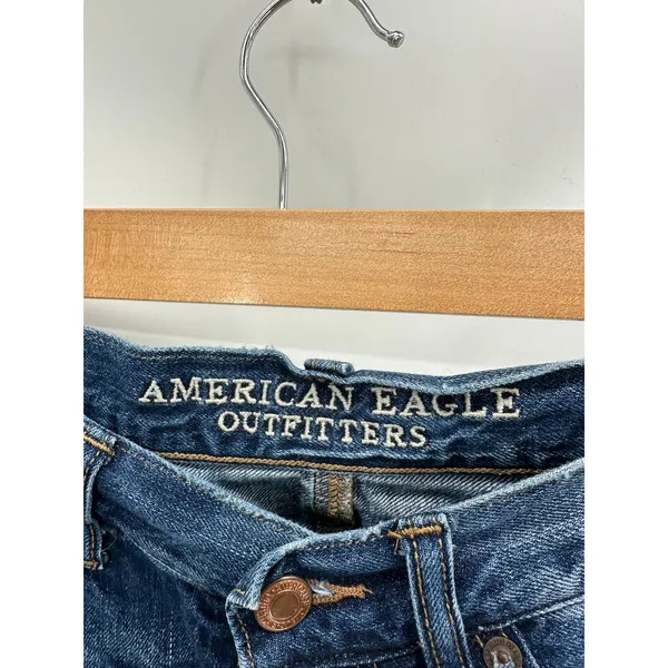 American Eagle Vintage Hi-Rise Festival Blue Distressed Denim Shorts‎ Size 2 - Image 6
