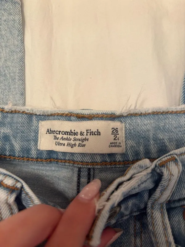 Abercrombie Jeans Ultra High-Rise Ankle Straight - Image 3