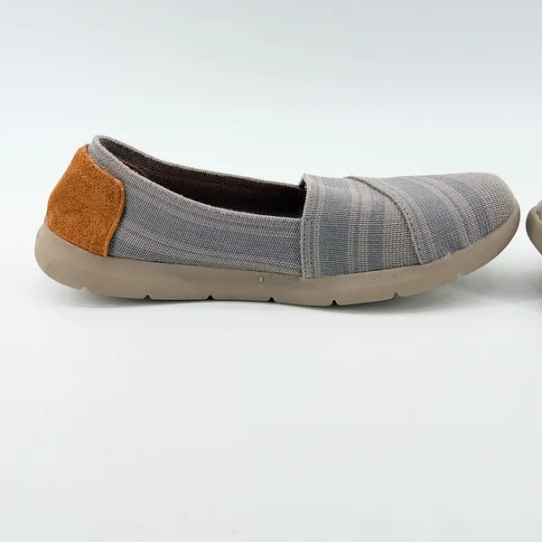 Baretraps Womens Memory Foam Slip On Shoes Gray Textile Suede Heel size 5 - Image 6