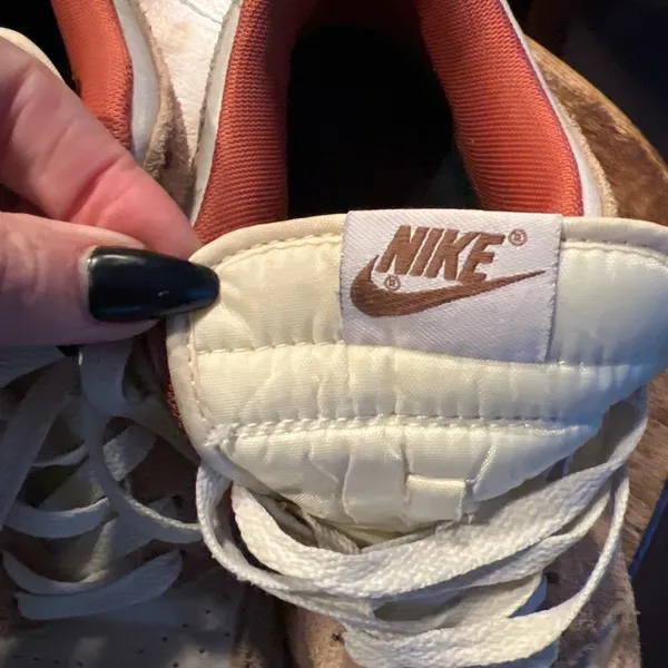 Nike Dunk Low Women's 8.5 Tan Cream Suede‎ Gum Sole FZ9428-600 - Image 5
