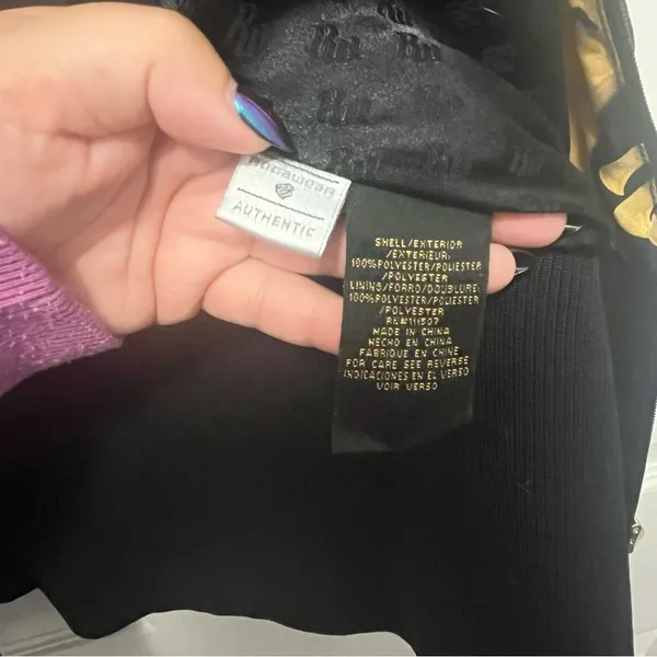 Y2K Rocawear Black and Gold Patterned Jacket - Image 5