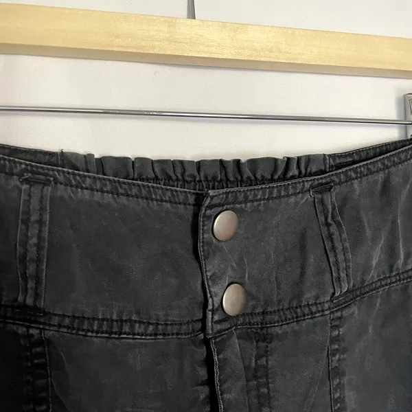Abercrombie & Fitch black‎ elastic waist shorts pockets summer women's size S - Image 3